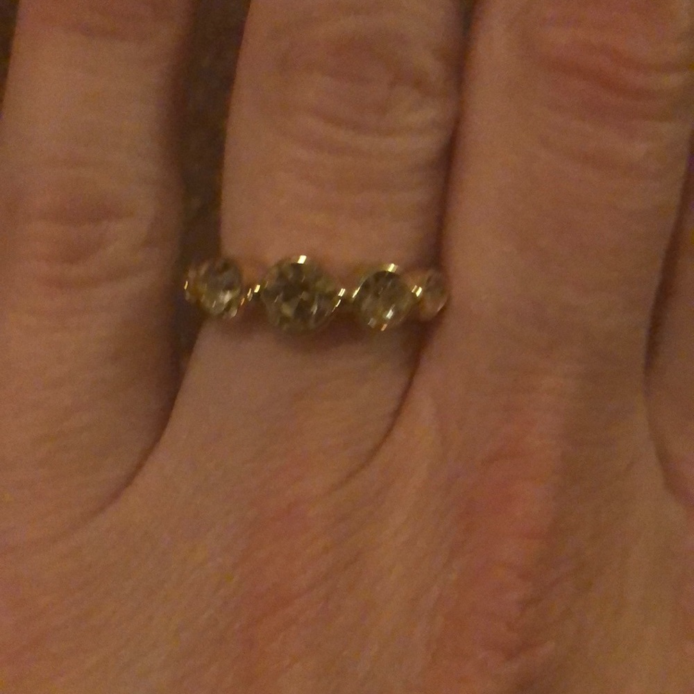 Nwt 5 stone fashion ring in gold by I am